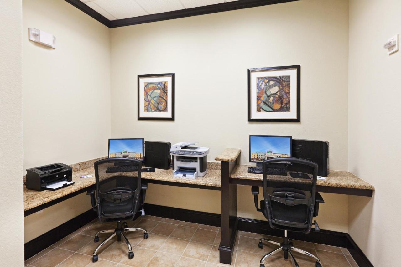 Holiday Inn Express & Suites Brownfield Εξωτερικό φωτογραφία